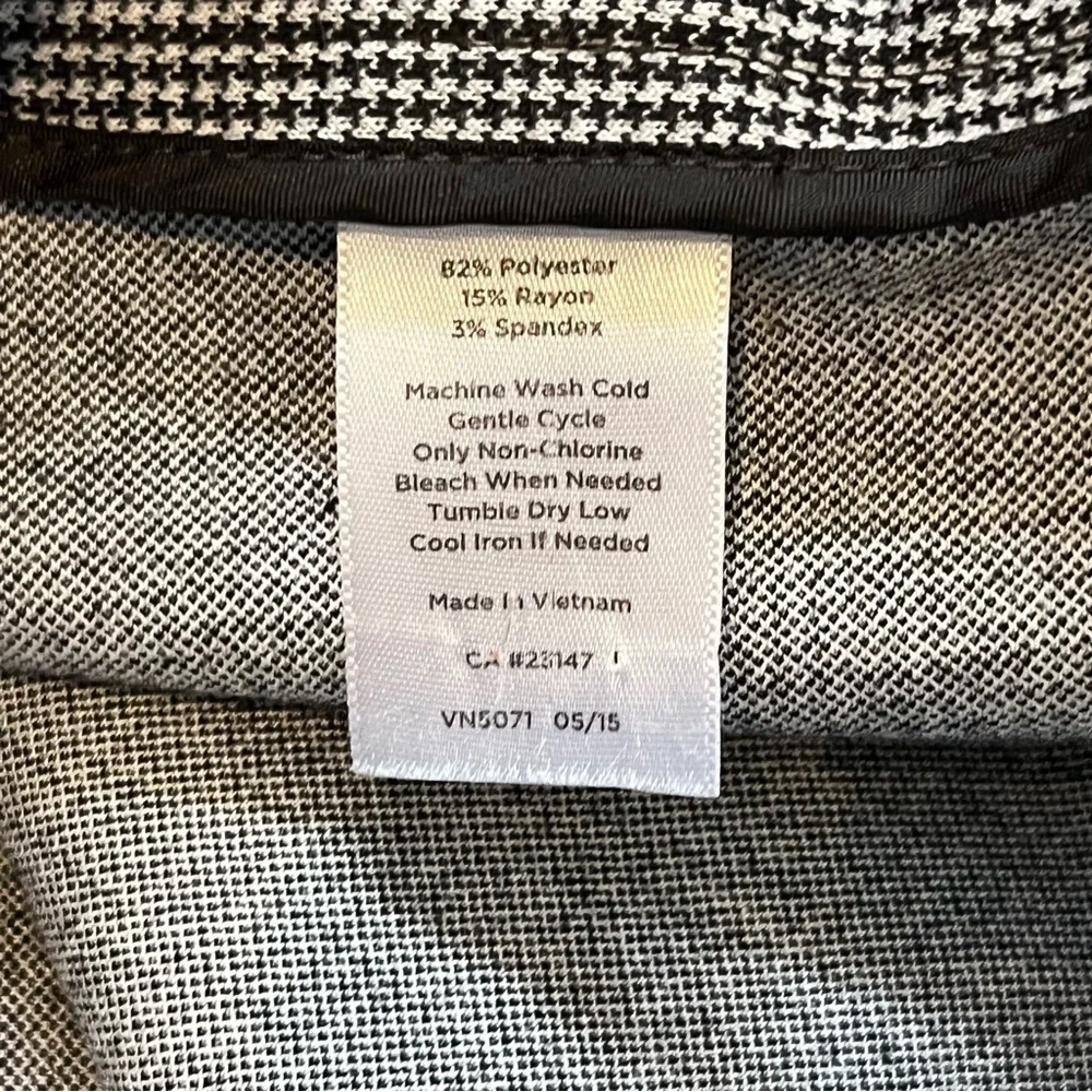 Talbots Houndstooth Plaid Pleated Wide Leg Pants Womens Size 6 Gray Stretch